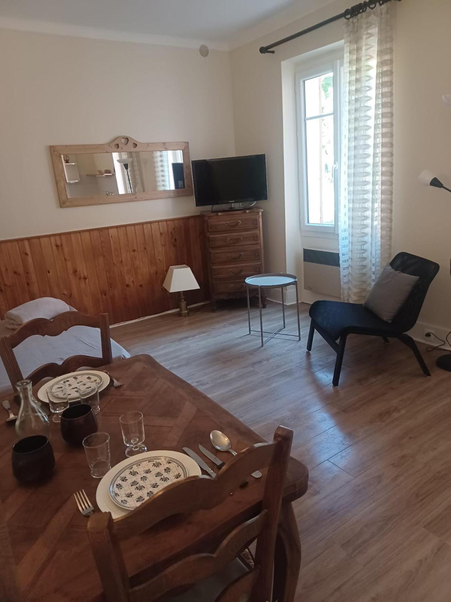 Studio Le Clocher Saint-Étienne-de-Tinée Екстериор снимка